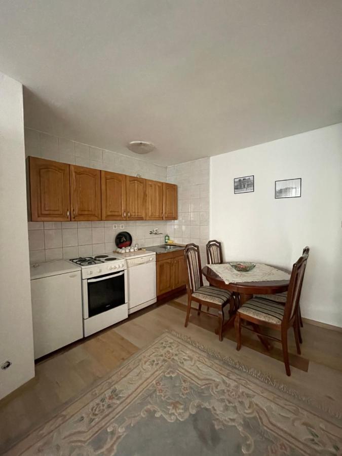 Apartment Grape *